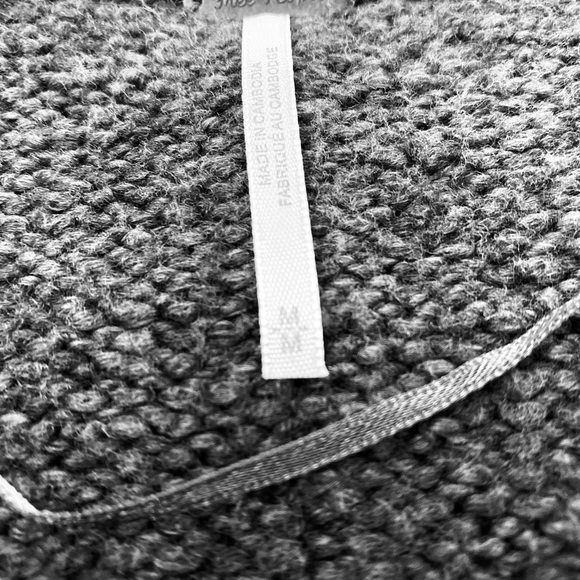 Free People Brookside sweater, new without tags - Picture 3 of 5